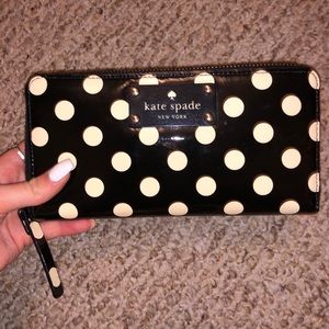 KATE SPADE WALLET black with tan polka dots